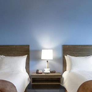 Queen Room Two Queen Beds